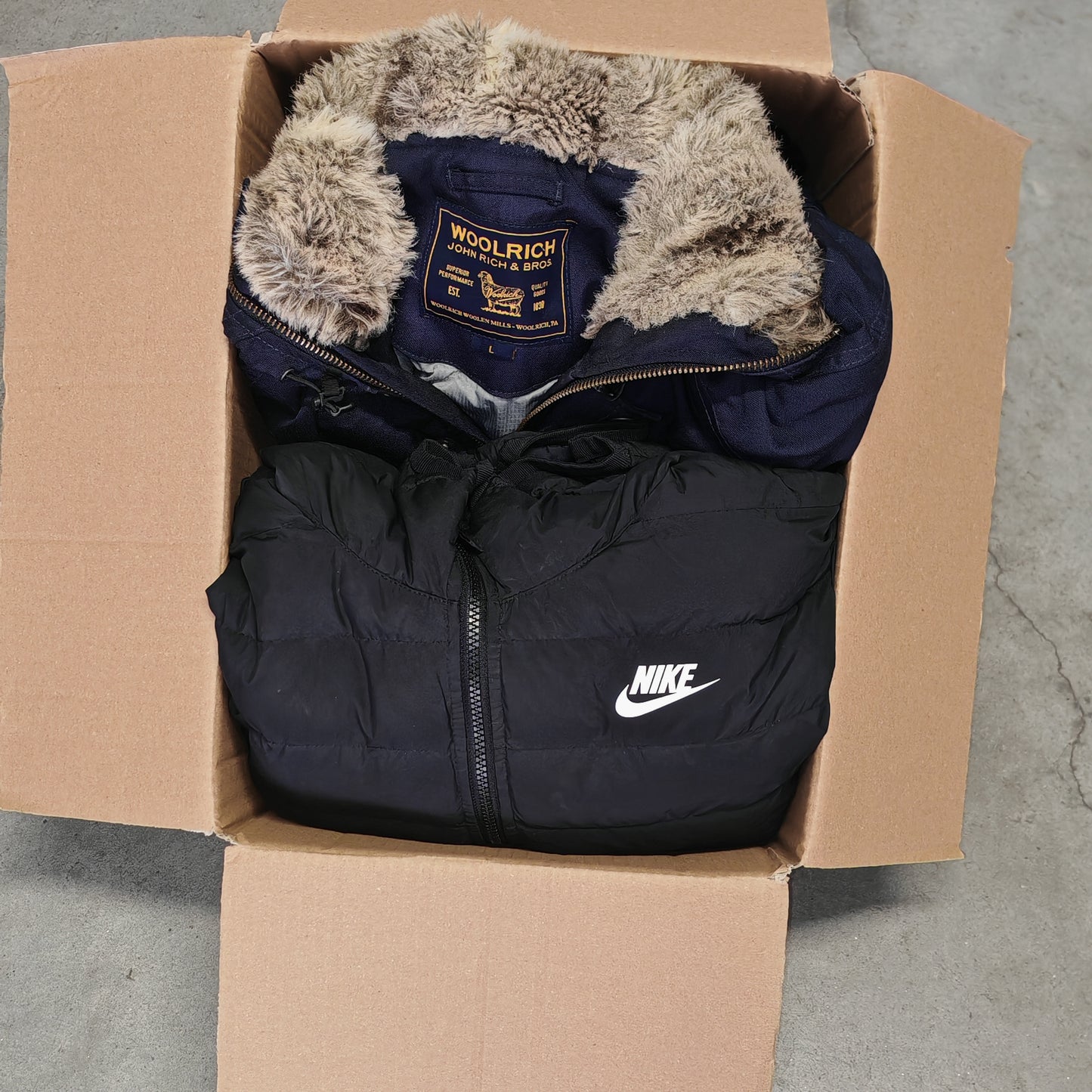 Archivio Brand Jacket - Box di Giacche Selezionate per Rivenditori