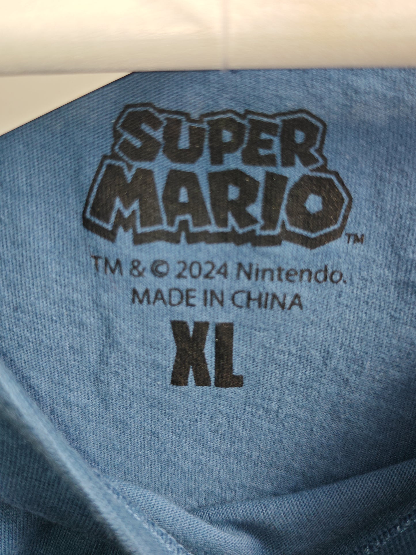 Super Mario Nintendo T-Shirt Blue Graphic XL
