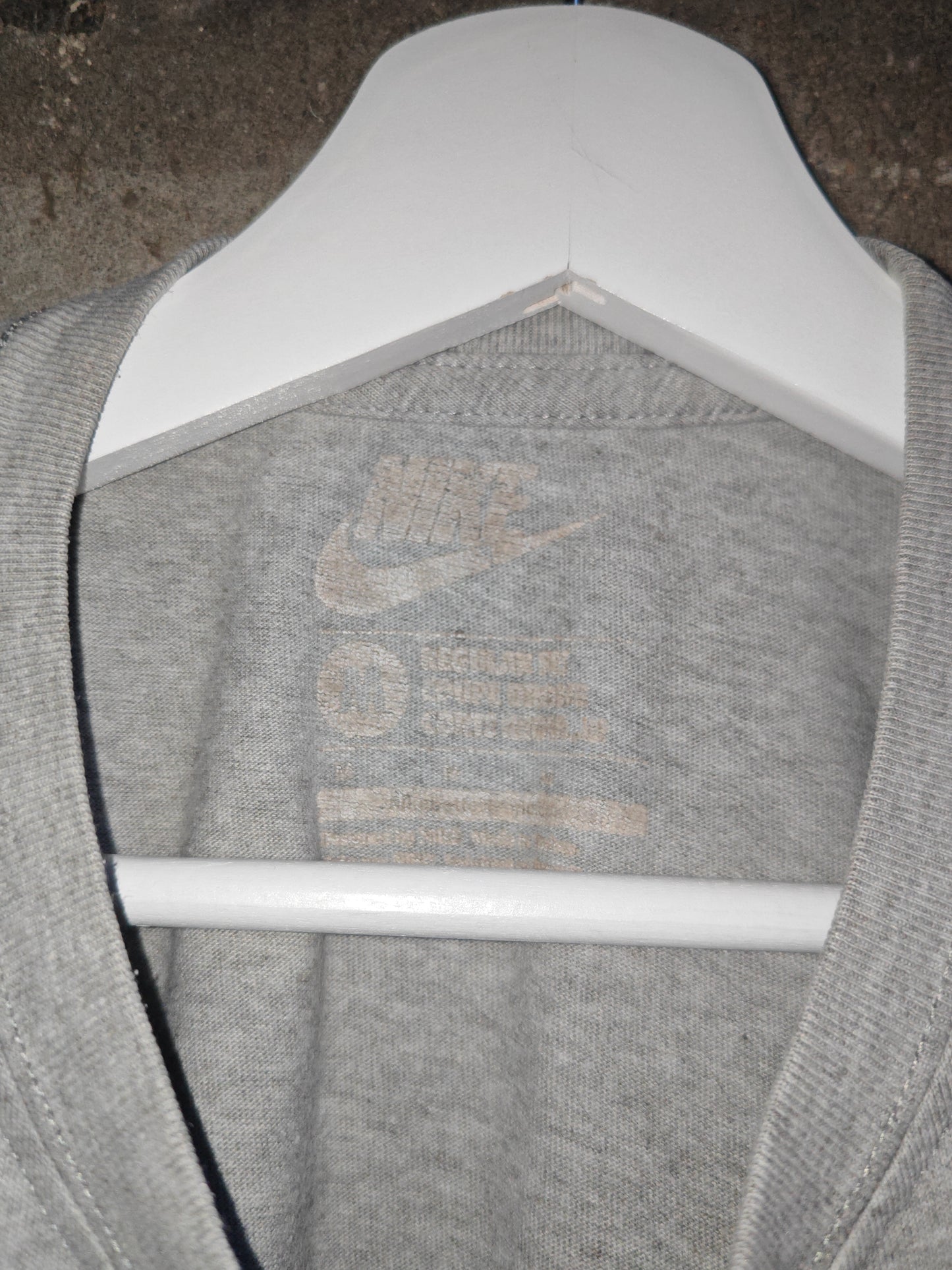 Nike Vintage Mini Swoosh Grey T-Shirt M