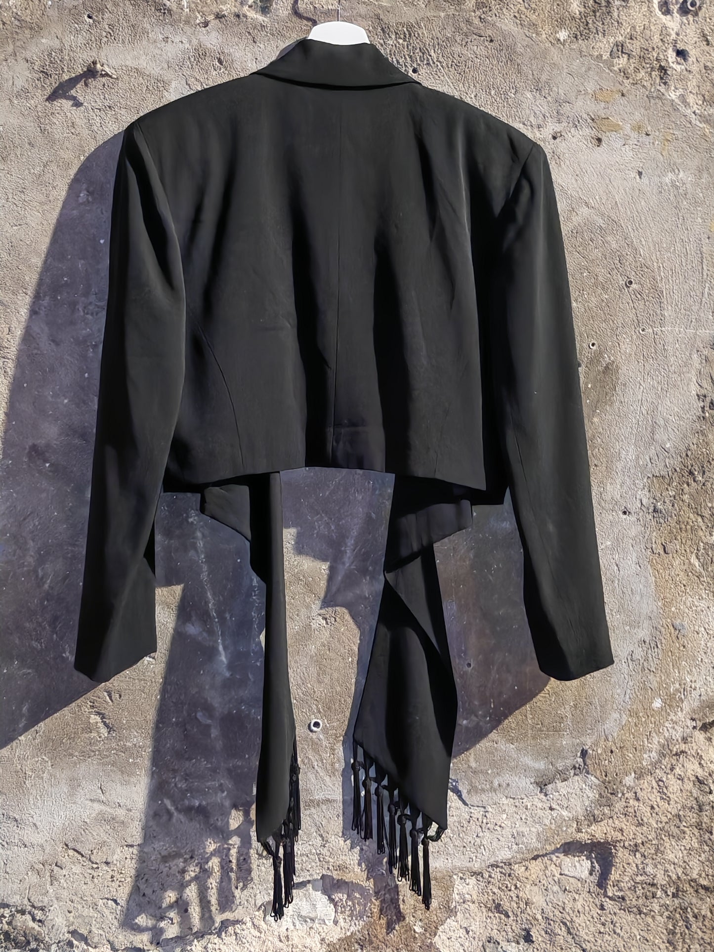 Coprispalle Elegante Le Macchie Stagioni Nero con Frange Made in Italy