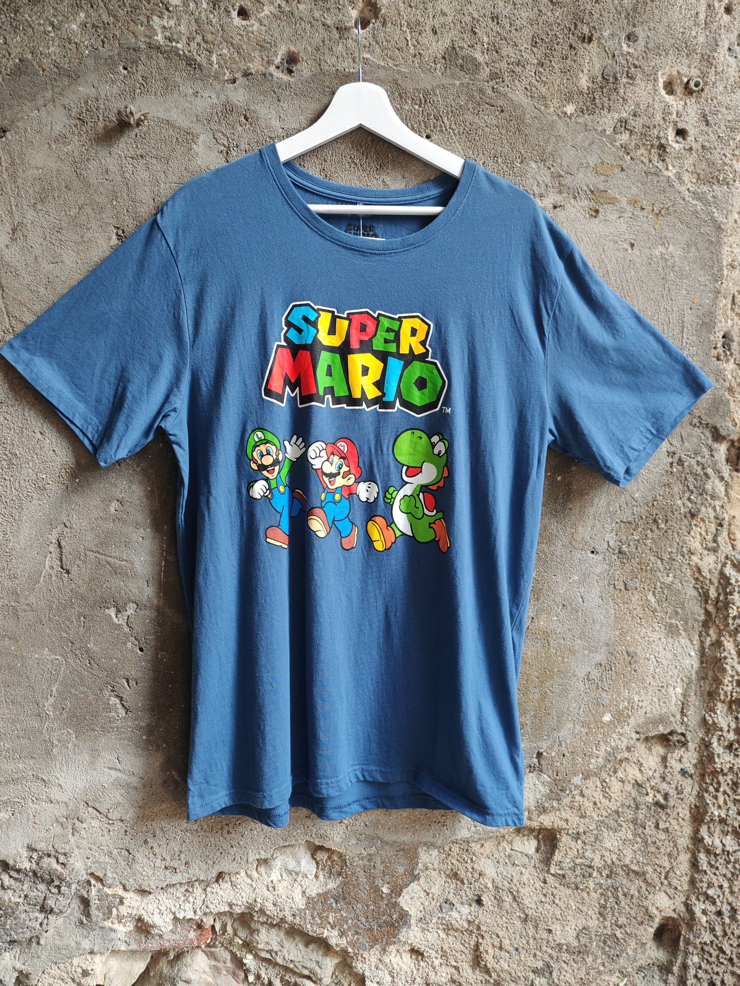 Super Mario Nintendo T-Shirt Blue Graphic XL