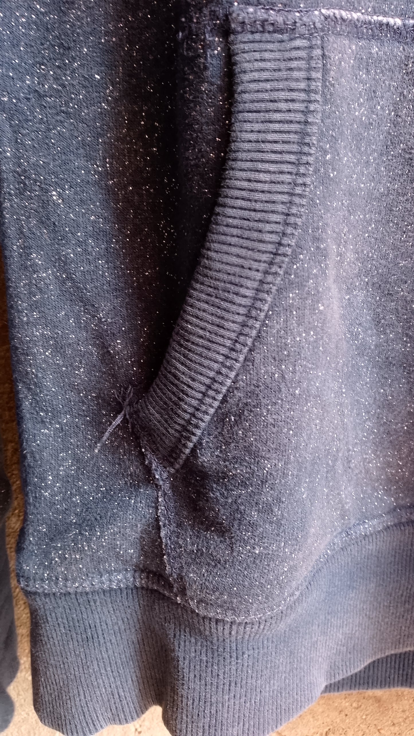 Superdry Felpa Blu Notte Melange con Cappuccio e Logo Rosa Fluo Donna Taglia S